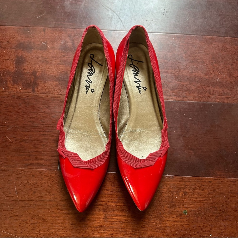 Lanvin Pointed Toe Patent Leather Ballet Flats